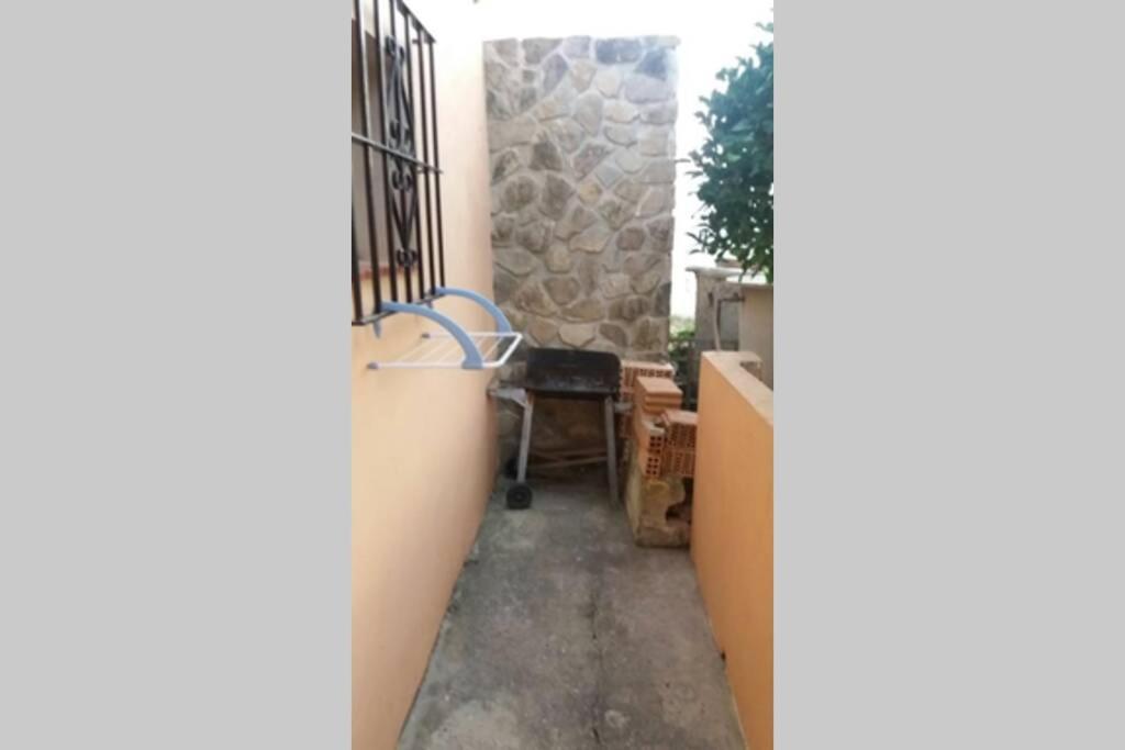 Apartamento Antonia muy cerca de la playa Bolonia Exterior foto